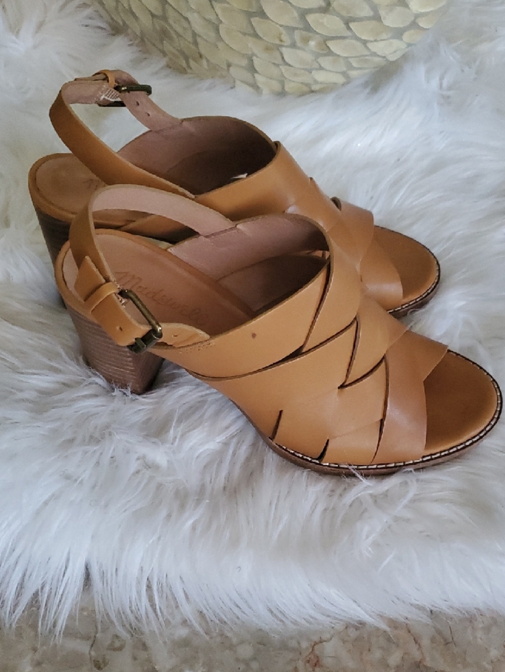 Madewell Camel/Tan Woven Leather Slingback Sandals - Picture 4 of 15